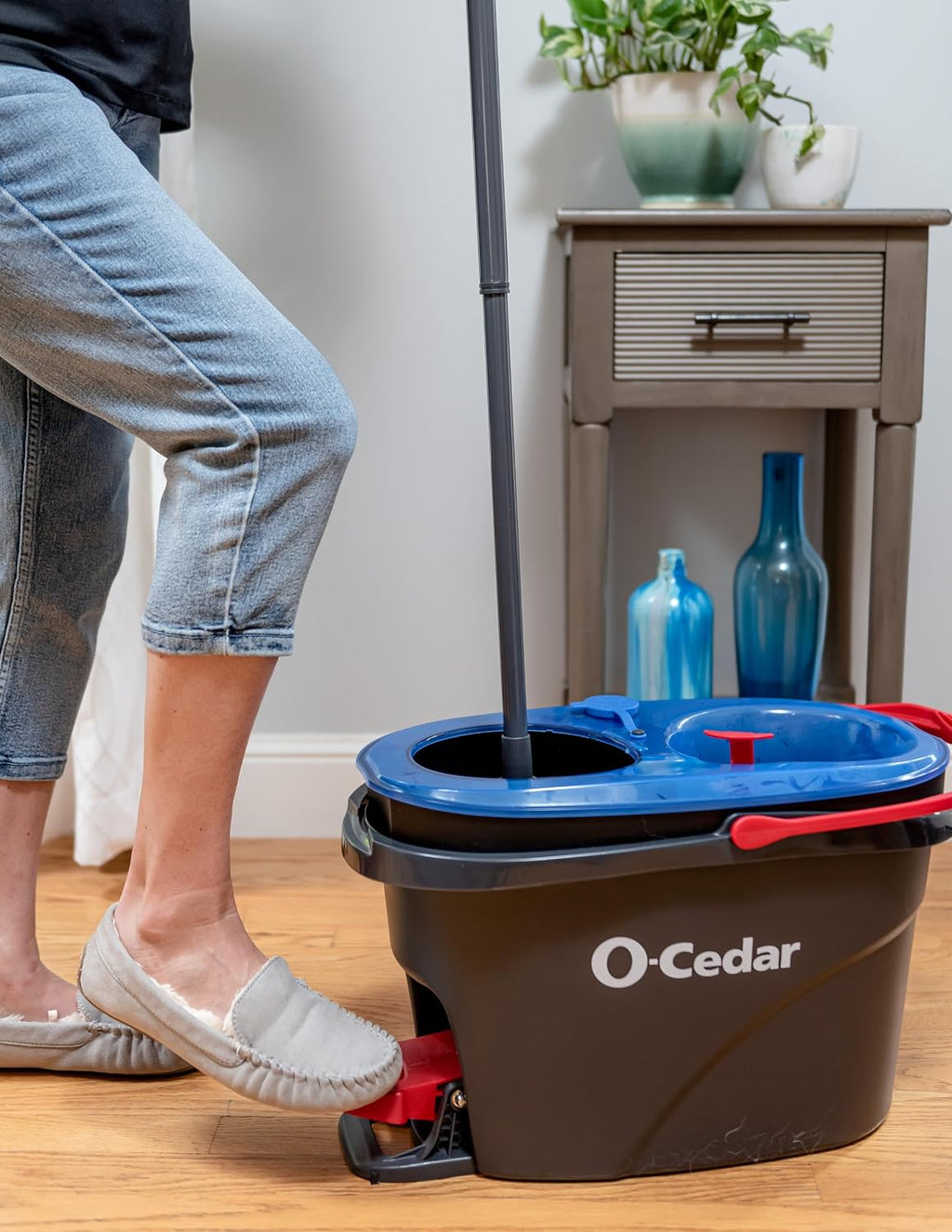 O-Cedar RinseClean Clean Water Spin Mop and Bucket System + 2 Extra Mop Heads | Clean with Clean Water | Removes 99% of Bacteria